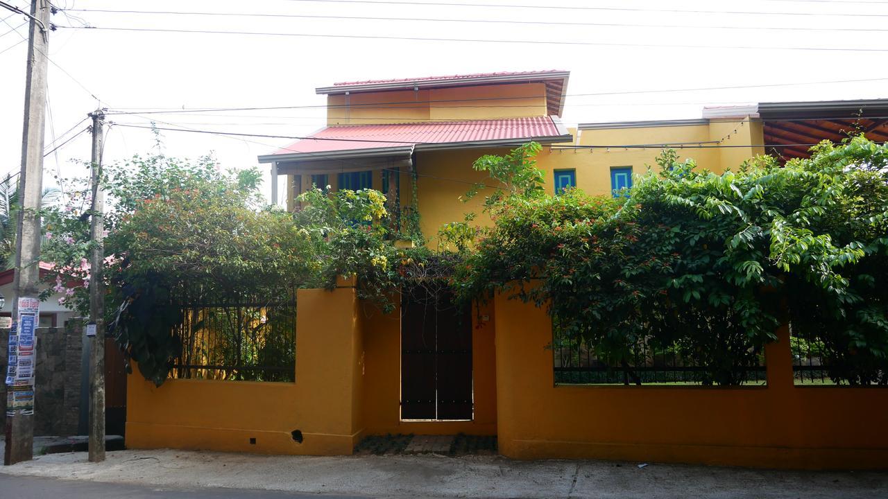 Yoho Home Away Home Kandy Exterior foto