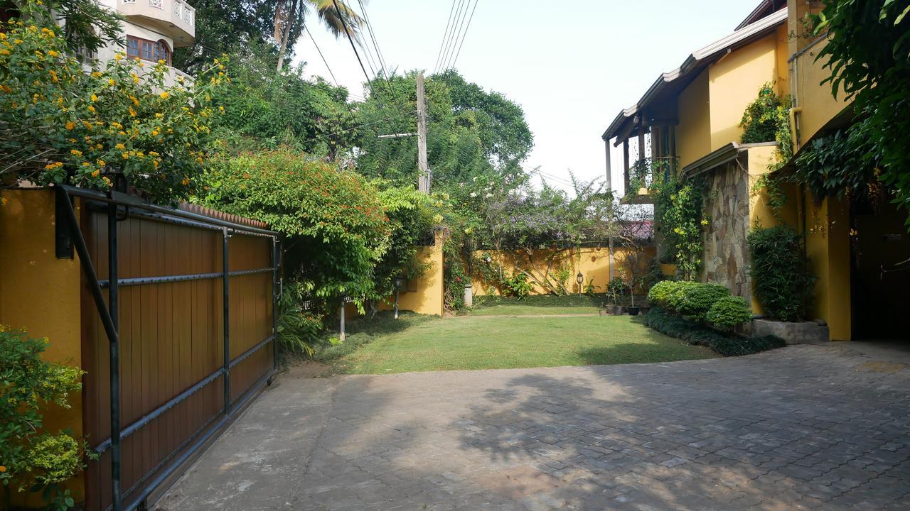 Yoho Home Away Home Kandy Exterior foto